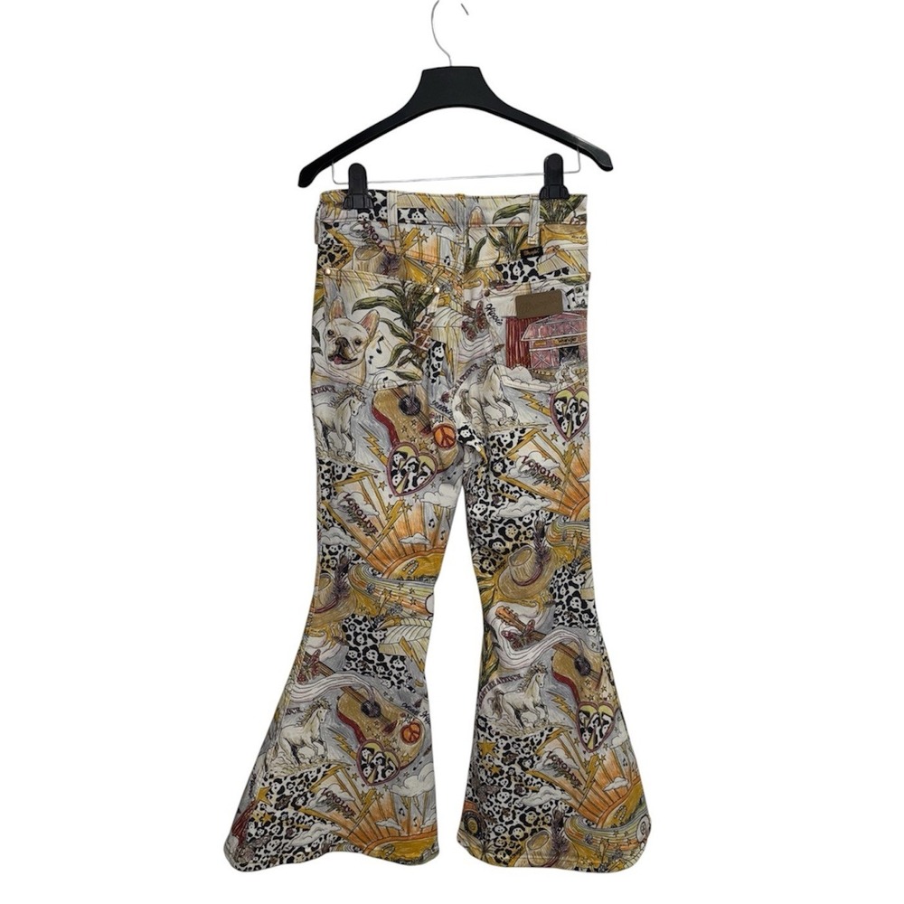 SOLD x Lainey Wilson 27x30 Life of Lainey Storyteller Print Flare Jeans - Picture 3 of 16